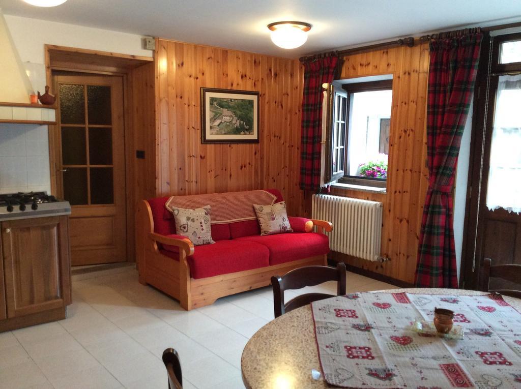 Sarre B&B La Vieille Meison De Pappa חדר תמונה