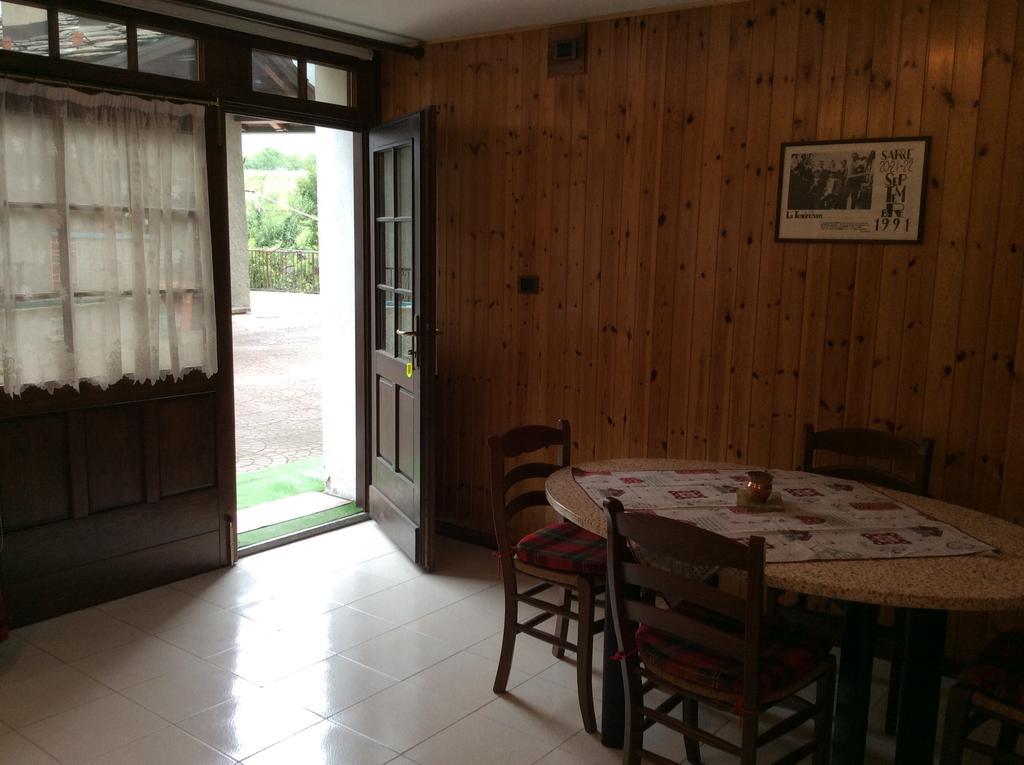 Sarre B&B La Vieille Meison De Pappa חדר תמונה